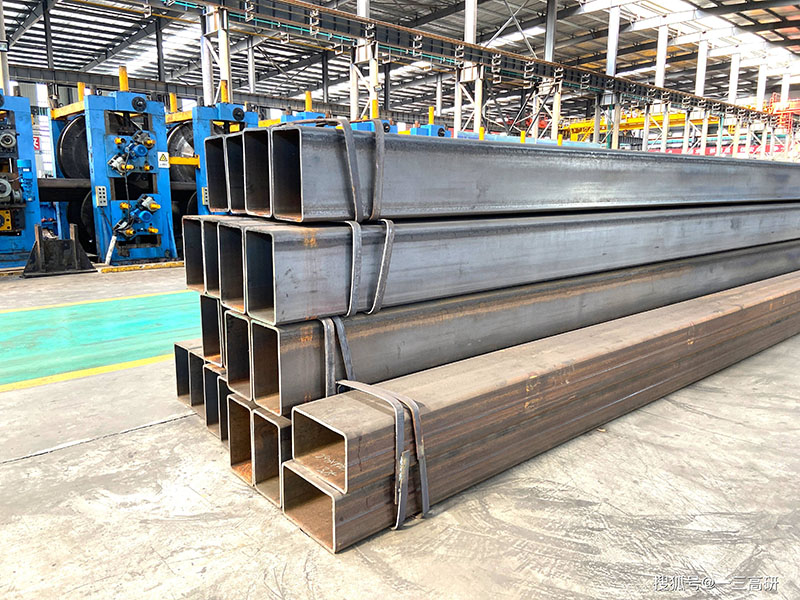 永新方矩管生产